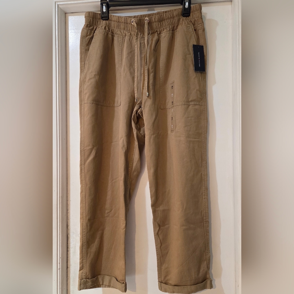 Tommy Hilfiger Women's Khaki Pull On Twill Pants, Size M - Picture 2 of 9